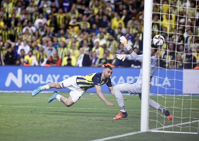 梅西的散步式踢法，背后会有怎样的技术含量？