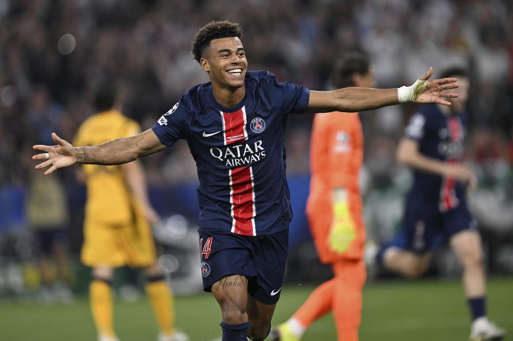 澳超半场：诺尔进球被判无效，中央海岸水手0-0墨尔本城